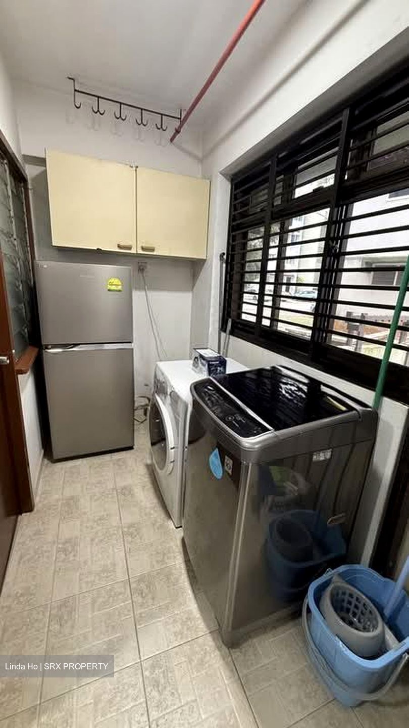 Pine Grove (D21), Condominium #574417211